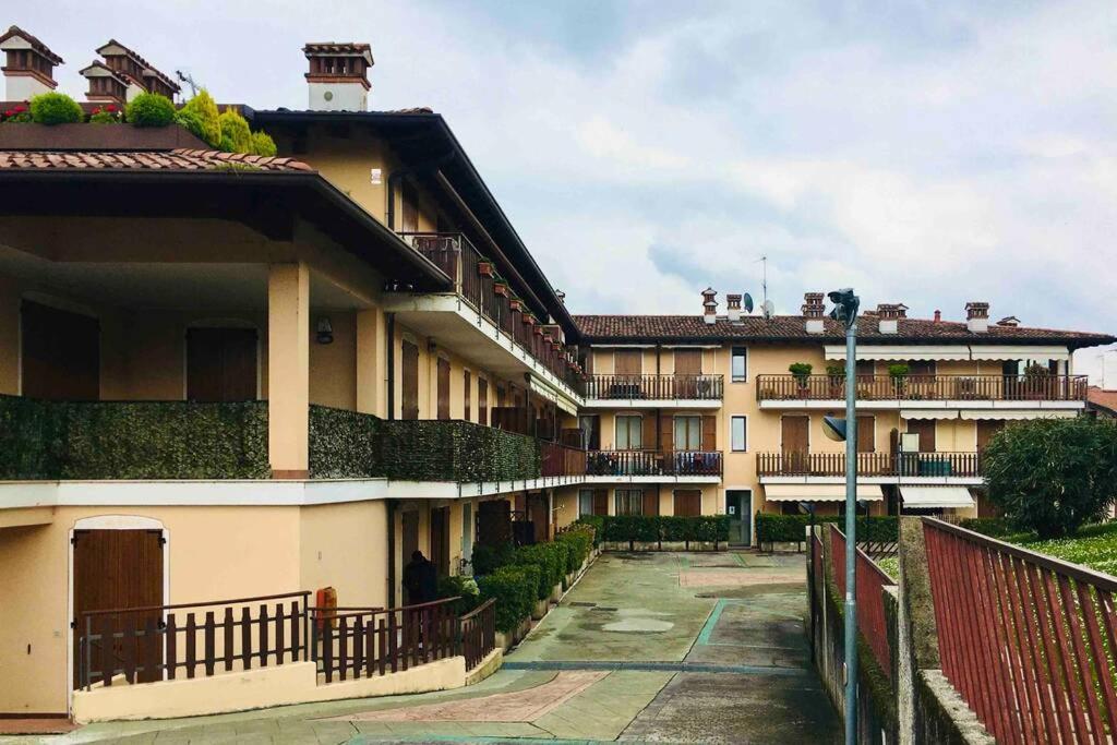 La Petite Maison De Stephanie Clusane Exterior foto